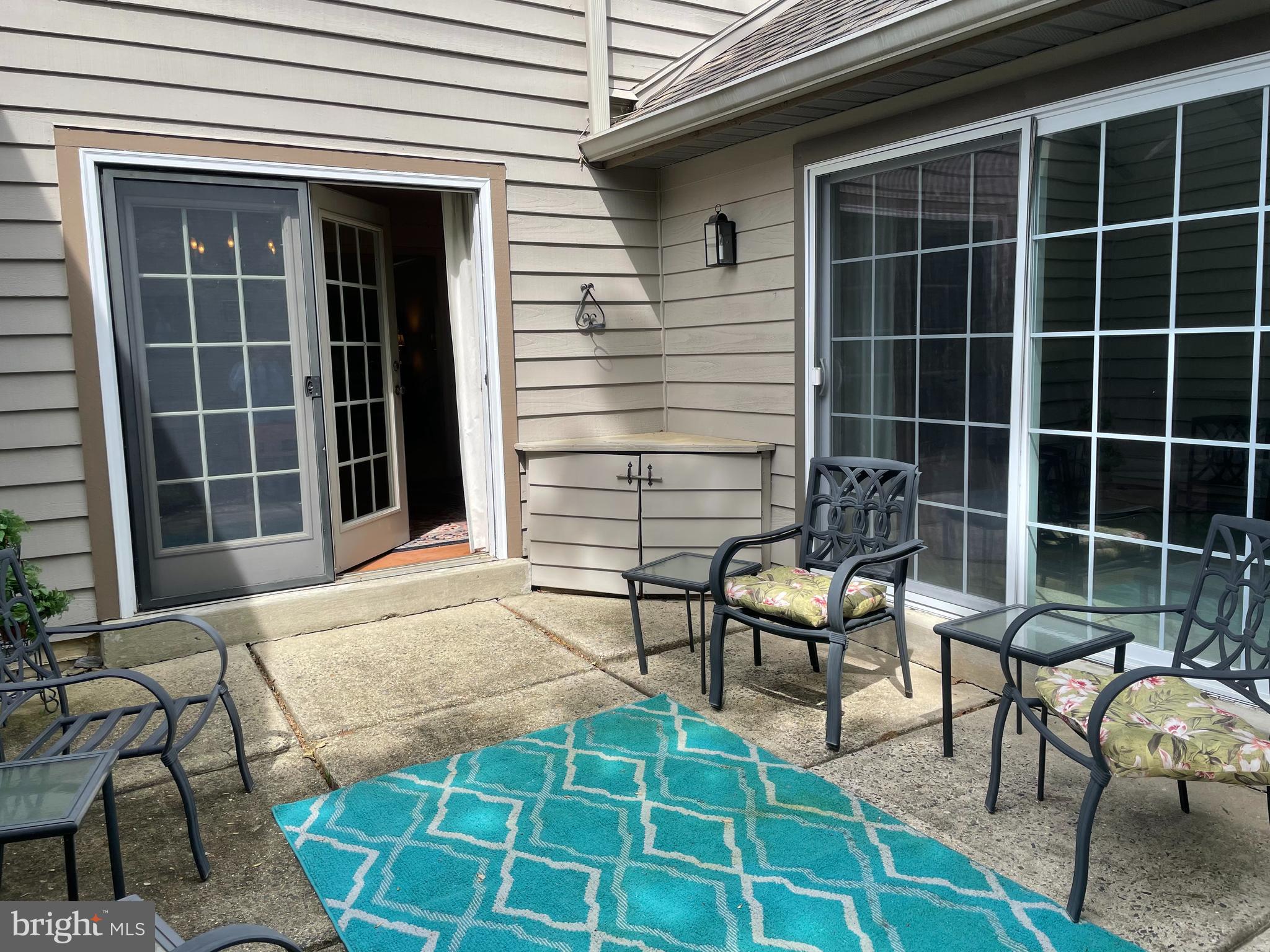 THE HIGHLANDS - Residential