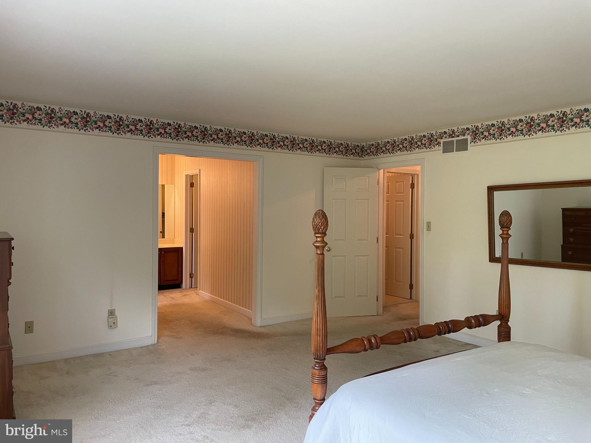 THE HIGHLANDS - Residential