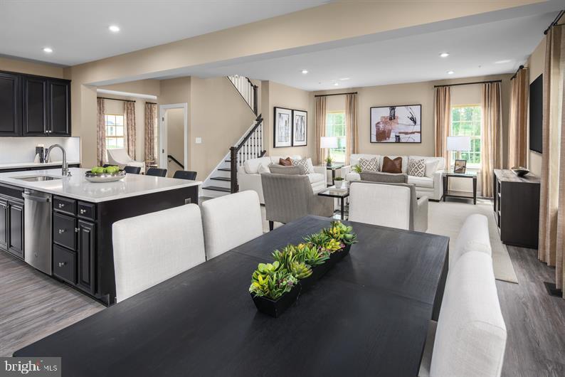 BLUE RIDGE PARK - Residential