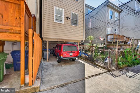 Tiny photo for 1004 Baylis Street, BALTIMORE, MD 21224 (MLS # MDBA2215550)