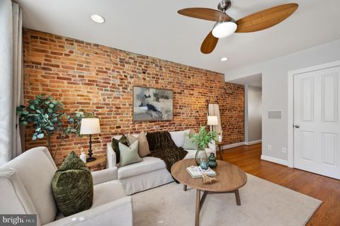 Tiny photo for 1004 Baylis Street, BALTIMORE, MD 21224 (MLS # MDBA2215550)