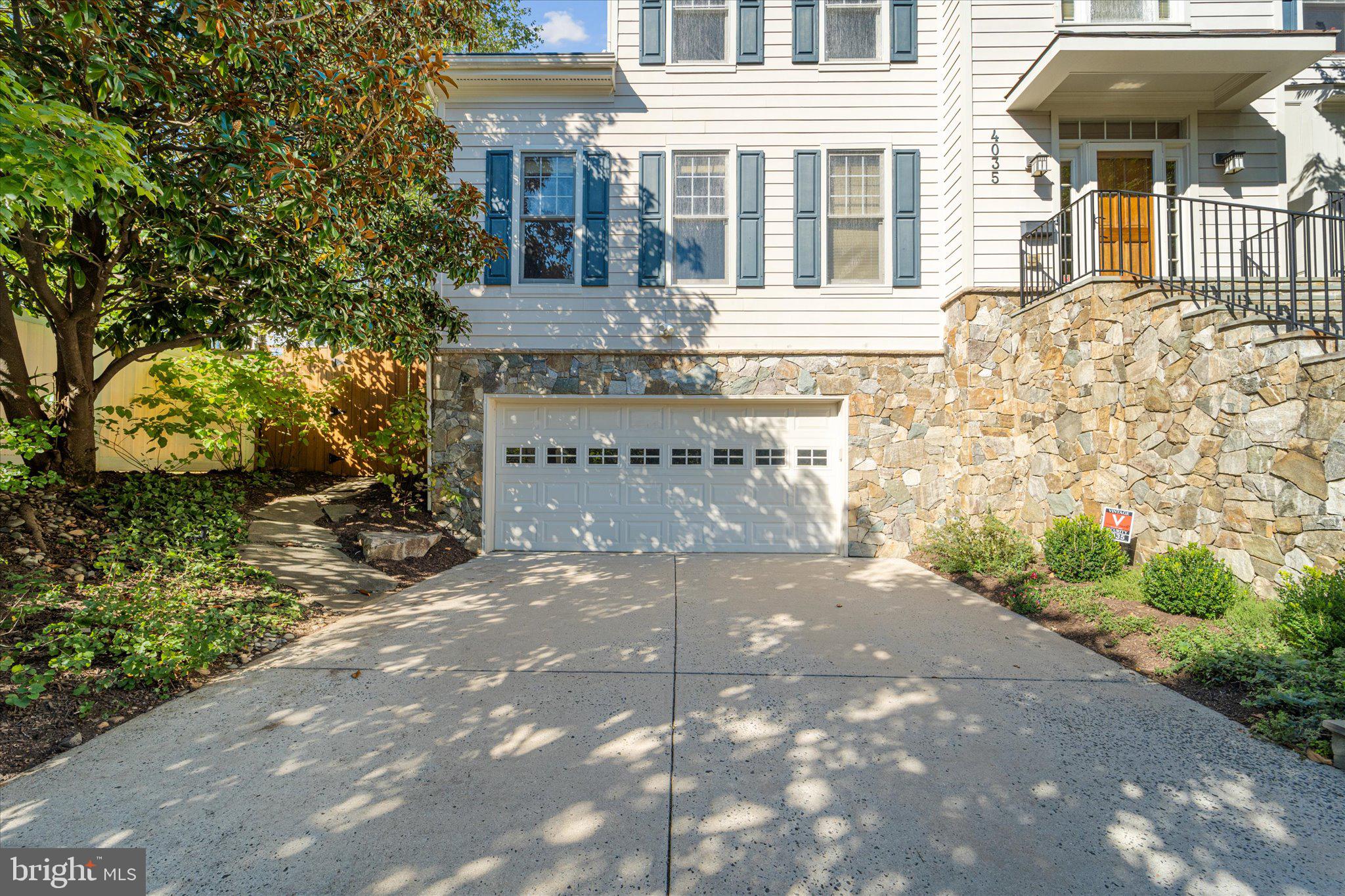 CHERRYDALE - Residential