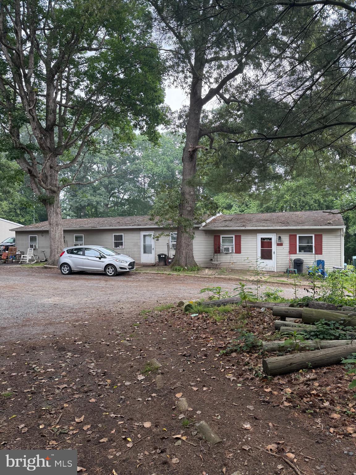 45 WHISPERING OAK DRIVE