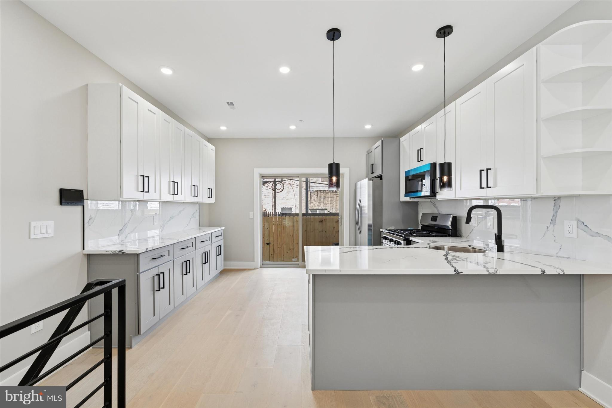 EAST PASSYUNK CROSSING - Residential