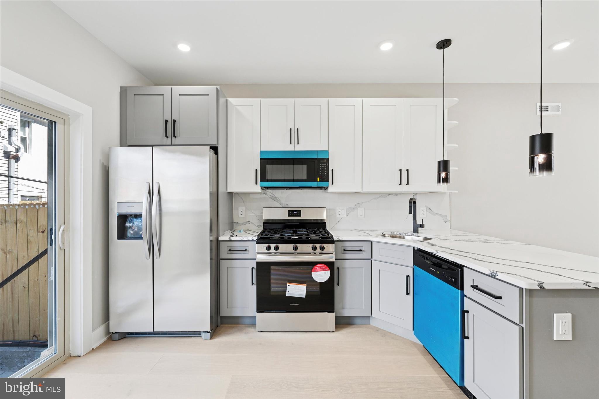 EAST PASSYUNK CROSSING - Residential