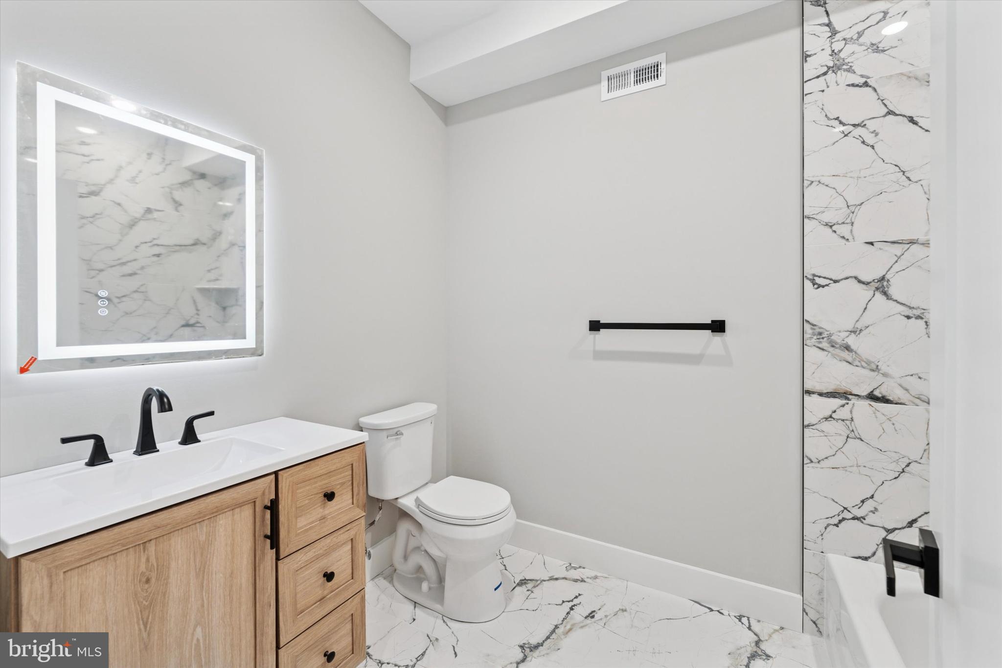 EAST PASSYUNK CROSSING - Residential