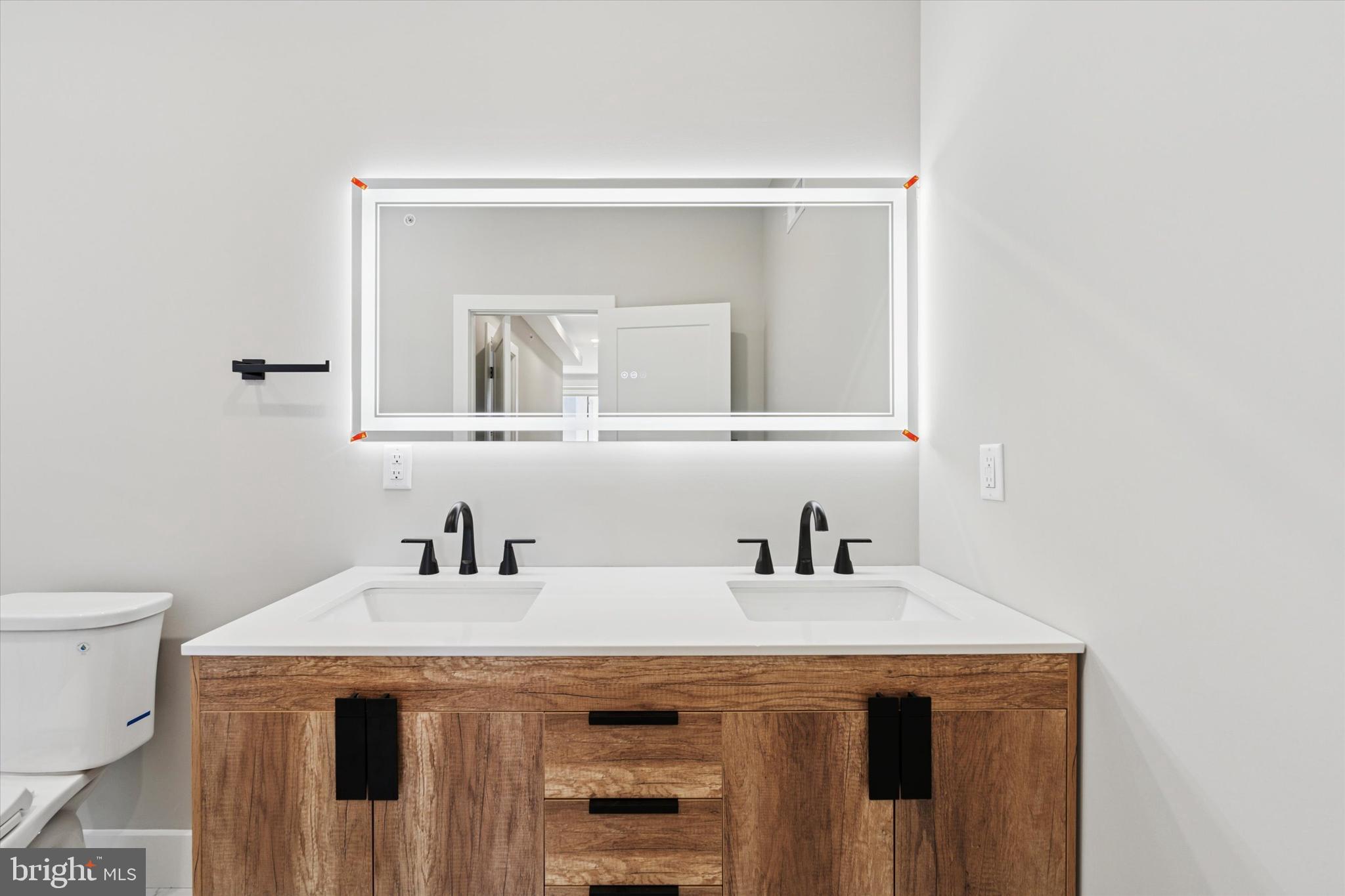 EAST PASSYUNK CROSSING - Residential