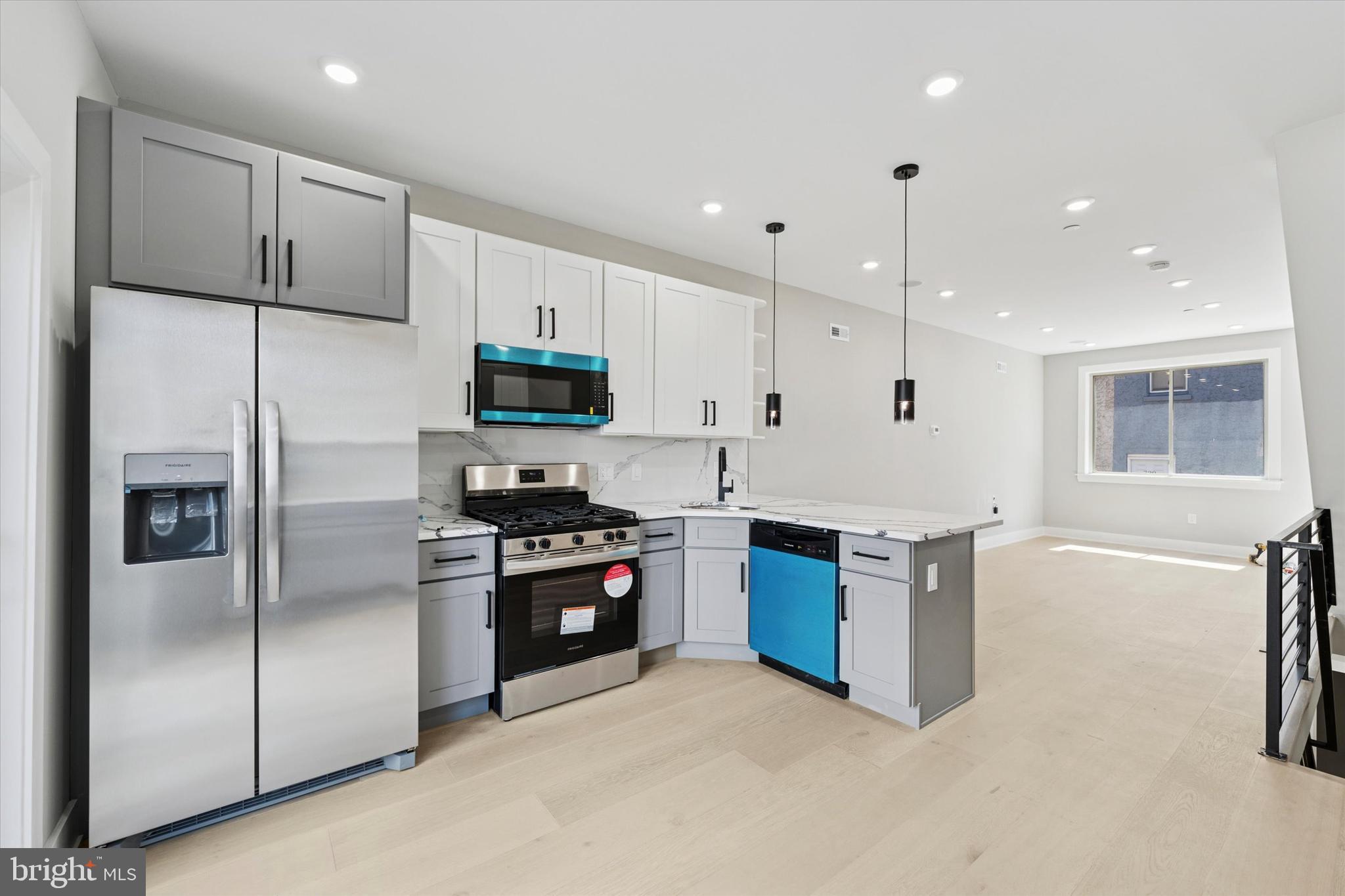 EAST PASSYUNK CROSSING - Residential