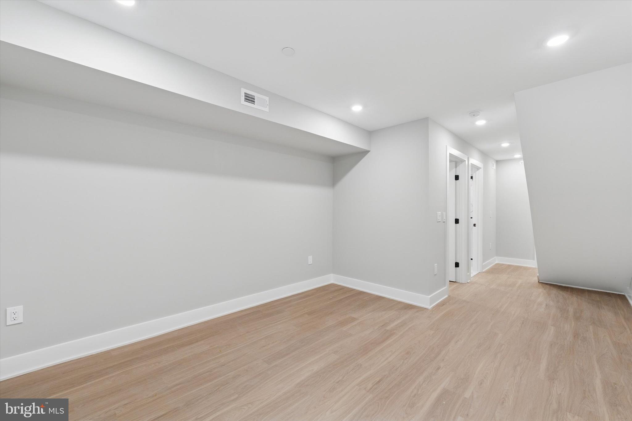 EAST PASSYUNK CROSSING - Residential