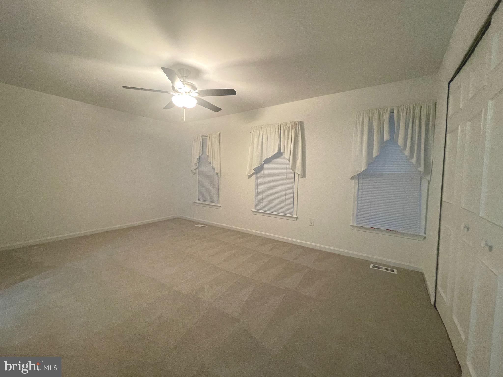 HAYFIELD VIEW - Residential Lease