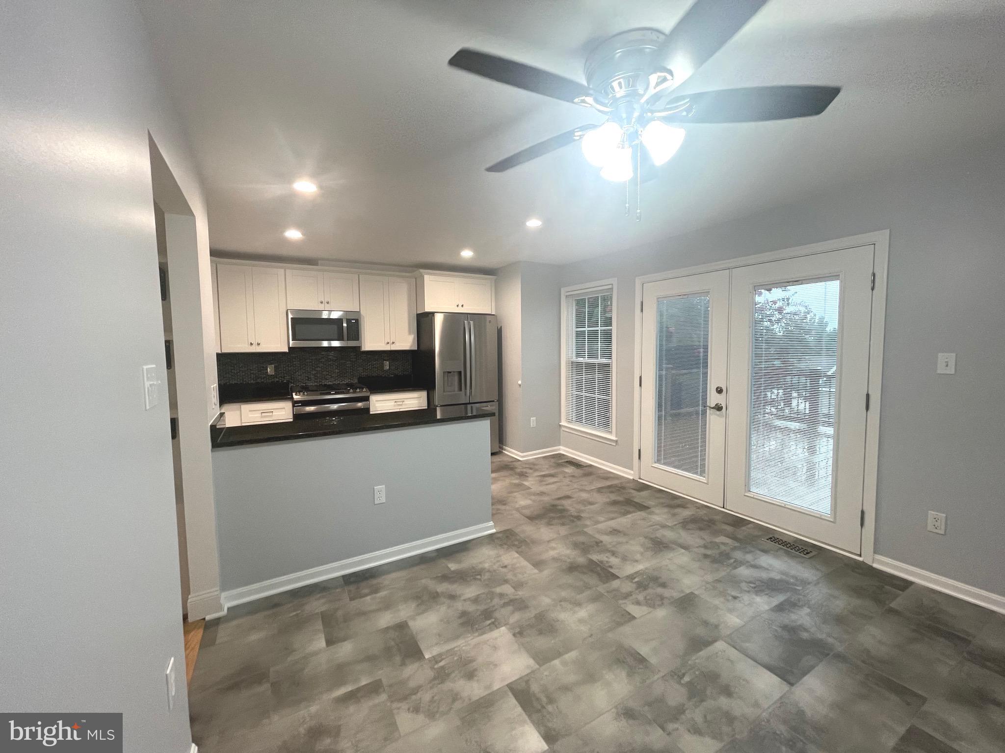 HAYFIELD VIEW - Residential Lease