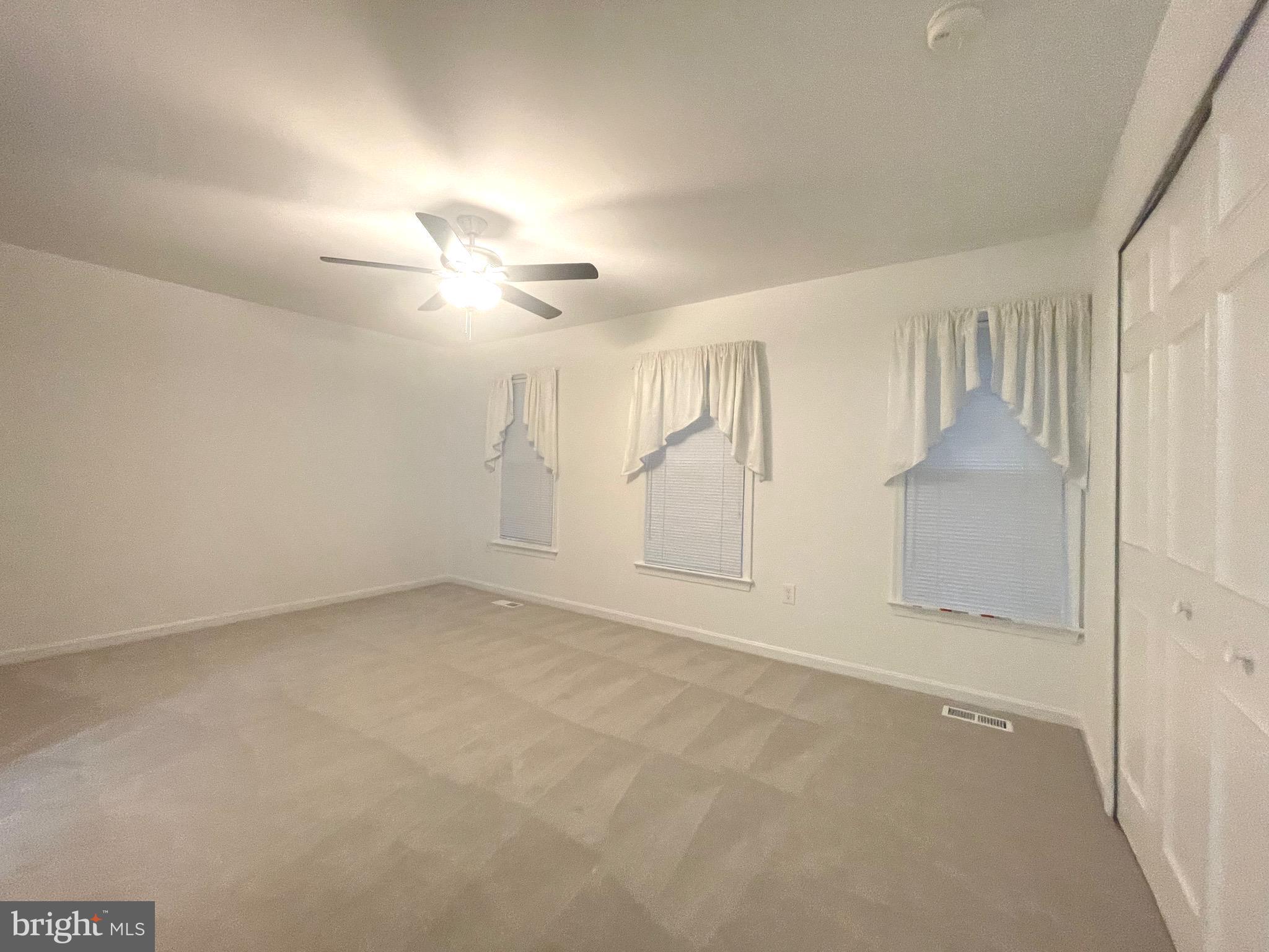 HAYFIELD VIEW - Residential Lease