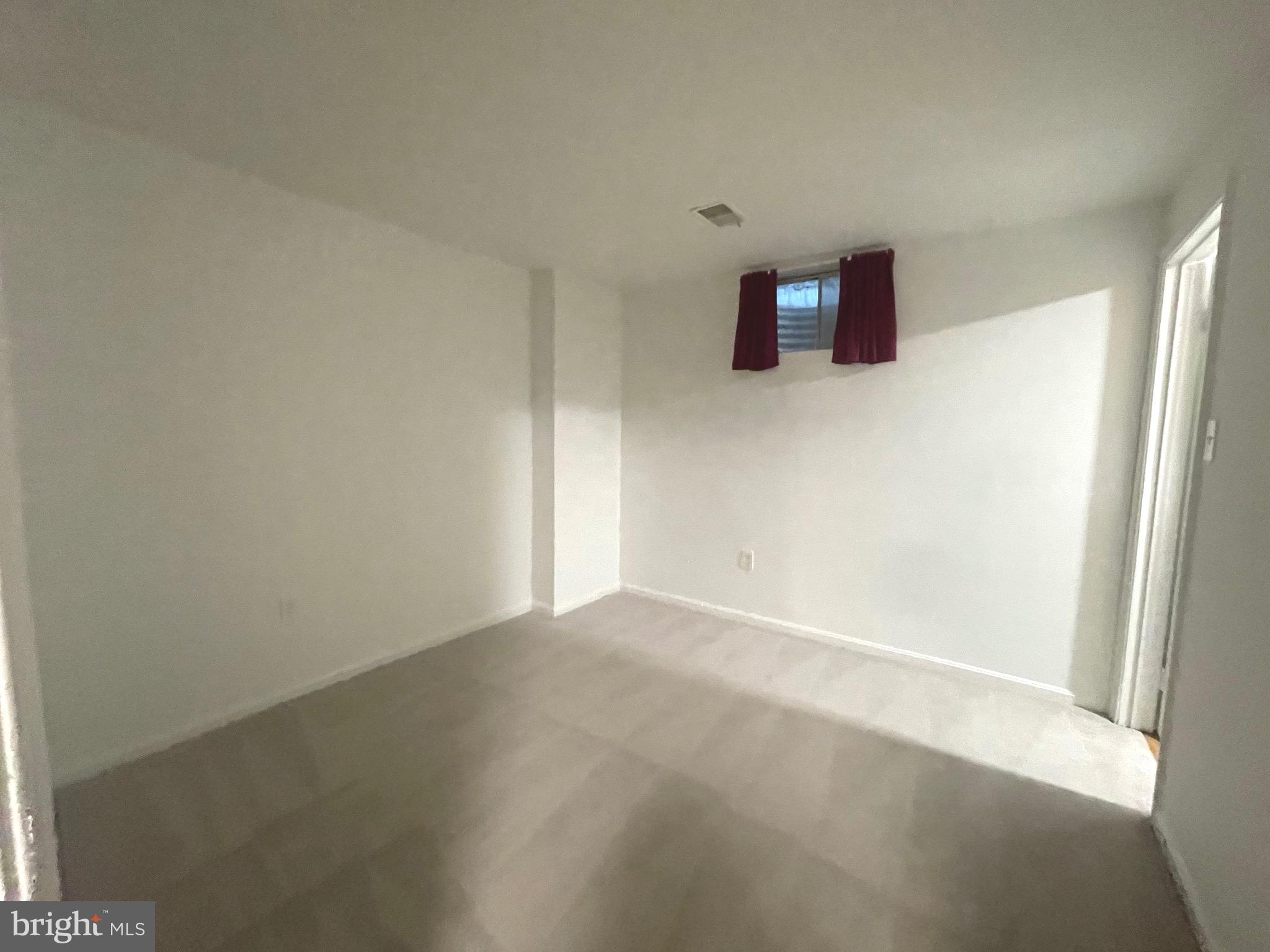 HAYFIELD VIEW - Residential Lease