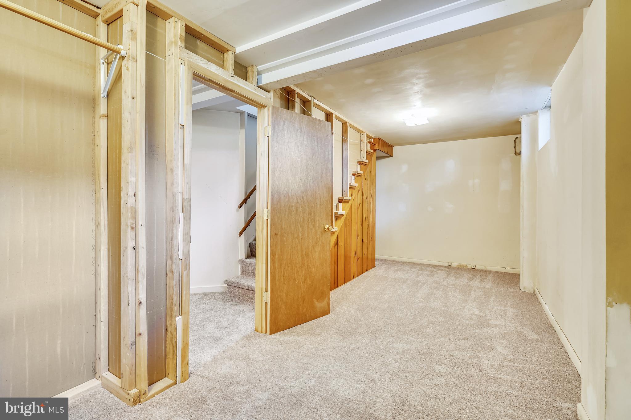 LORD FAIRFAX ESTATES - Residential