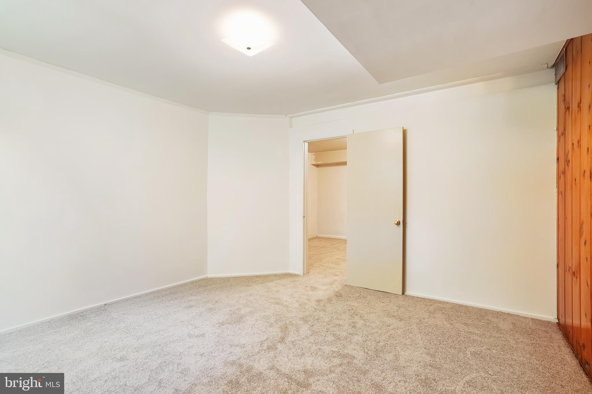 LORD FAIRFAX ESTATES - Residential