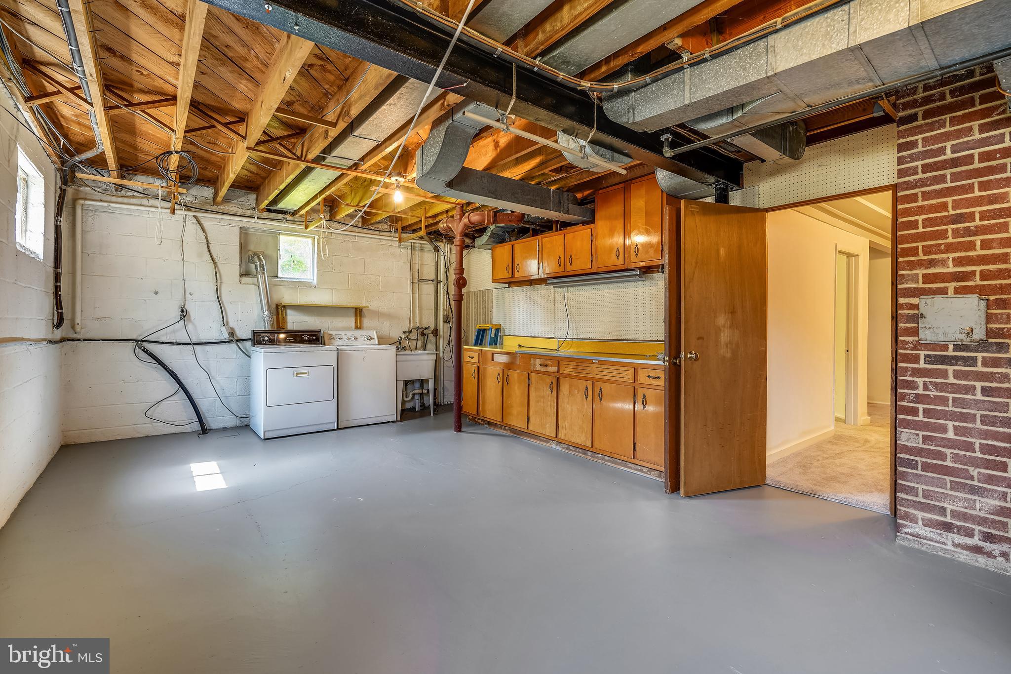 LORD FAIRFAX ESTATES - Residential