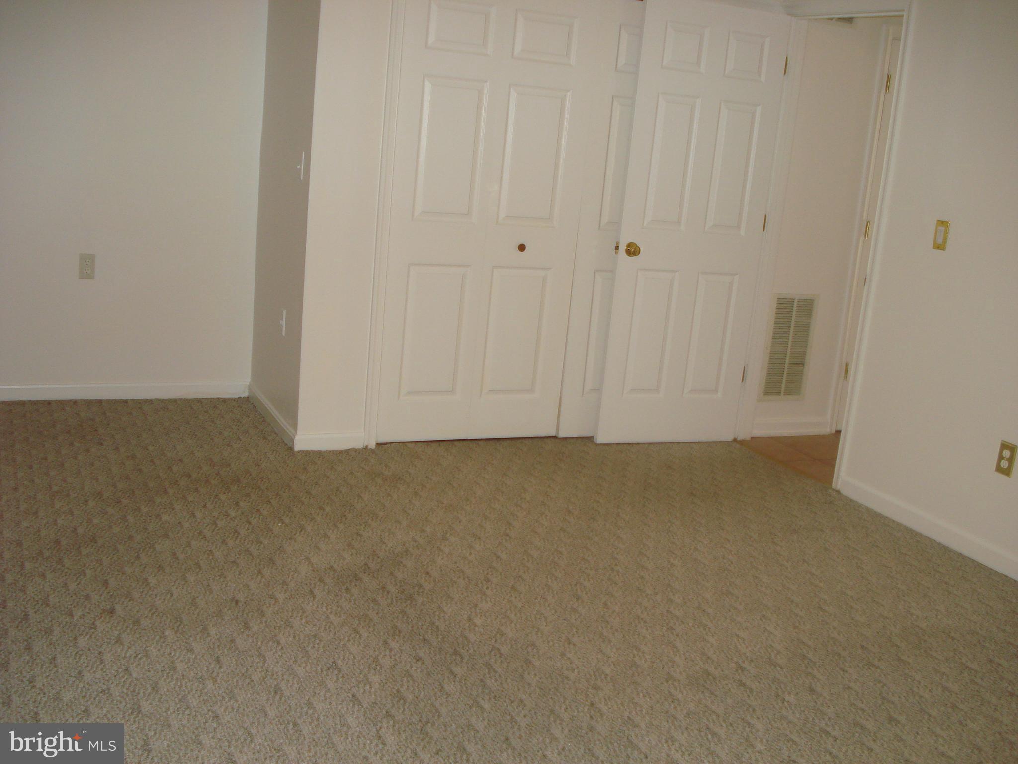 COVINGTON - Residential