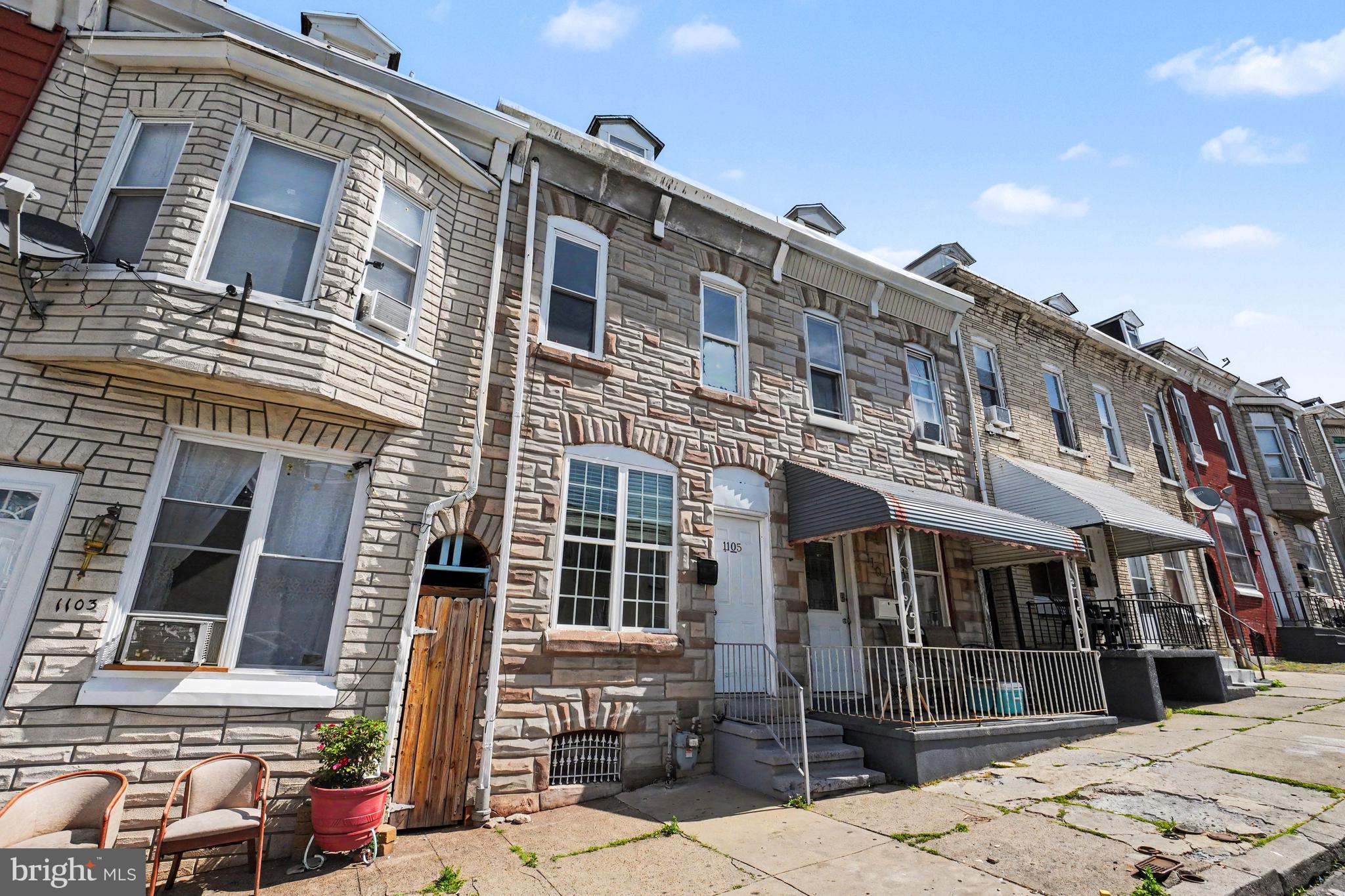 1105 GREEN STREET