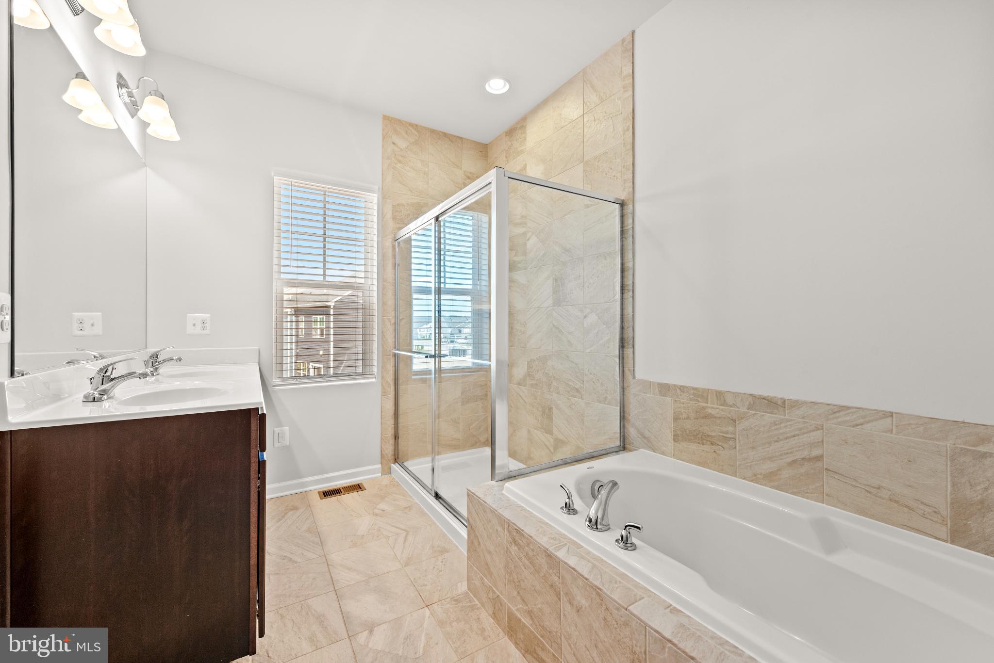 SNOWDEN BRIDGE - Residential Lease