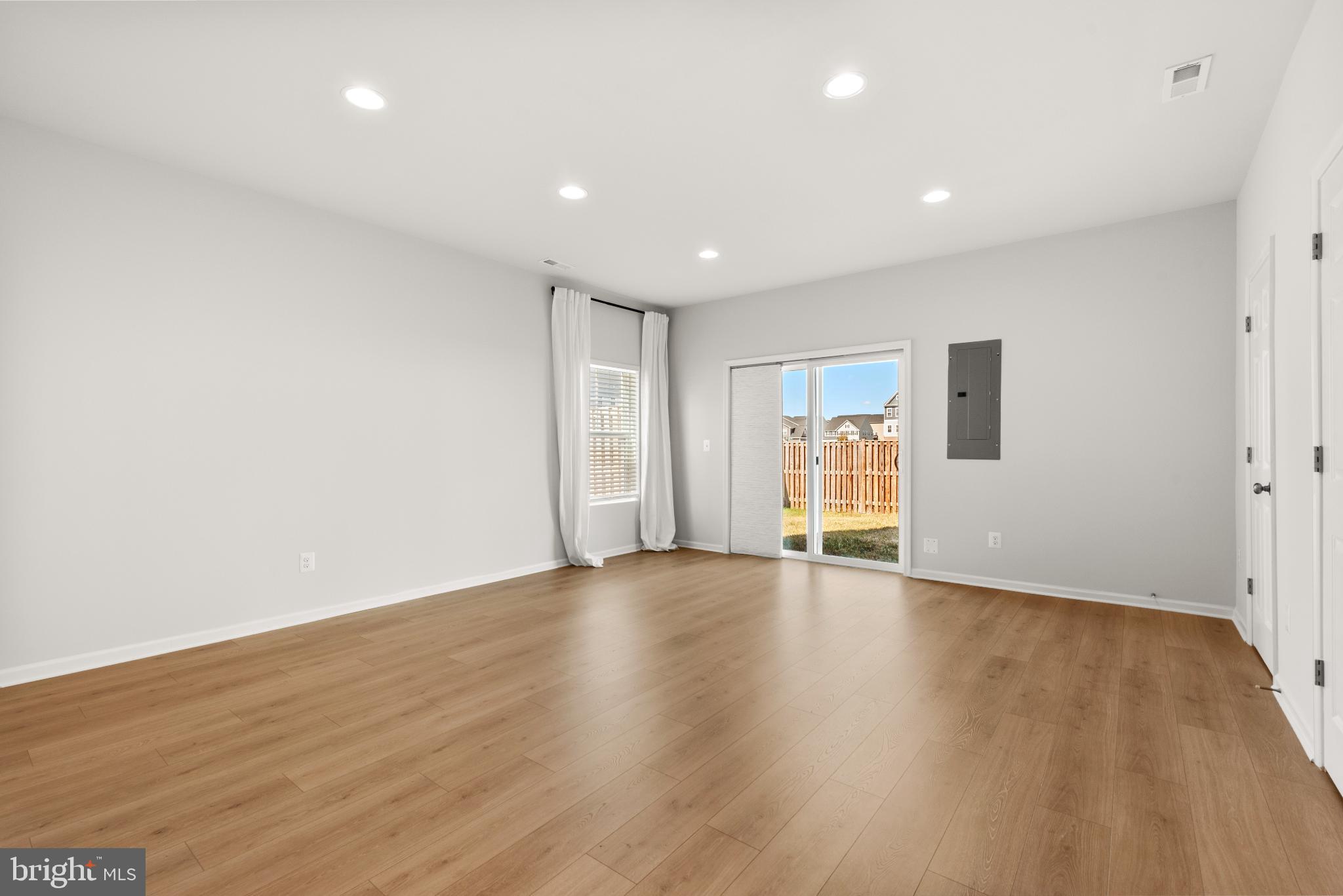 SNOWDEN BRIDGE - Residential Lease