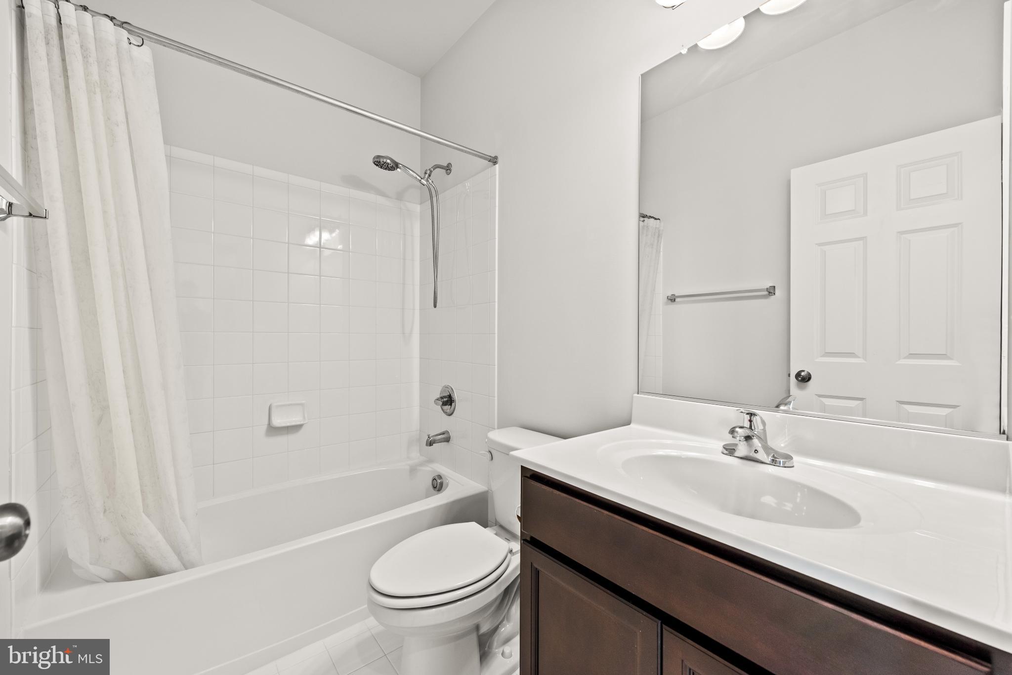 SNOWDEN BRIDGE - Residential Lease