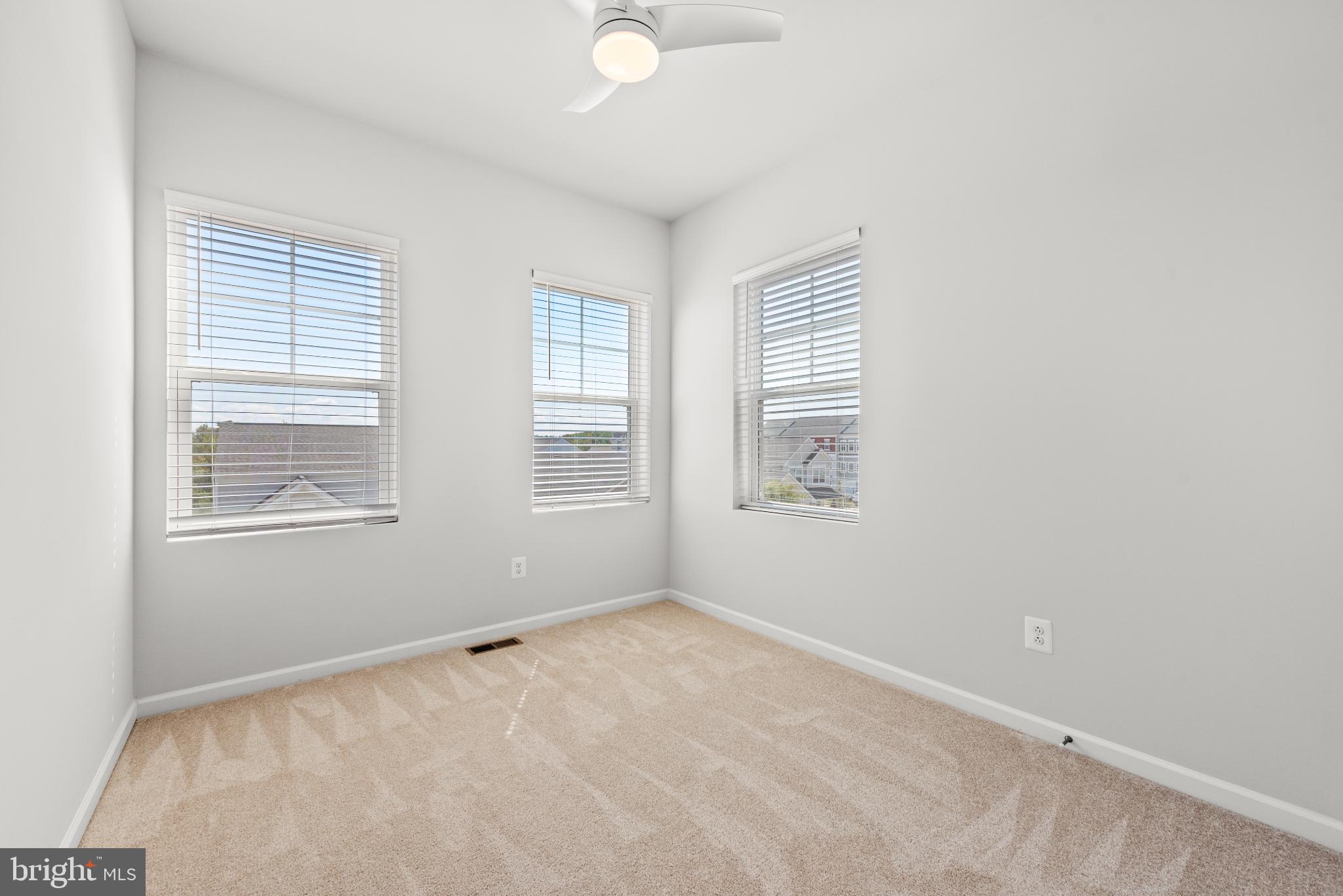 SNOWDEN BRIDGE - Residential Lease