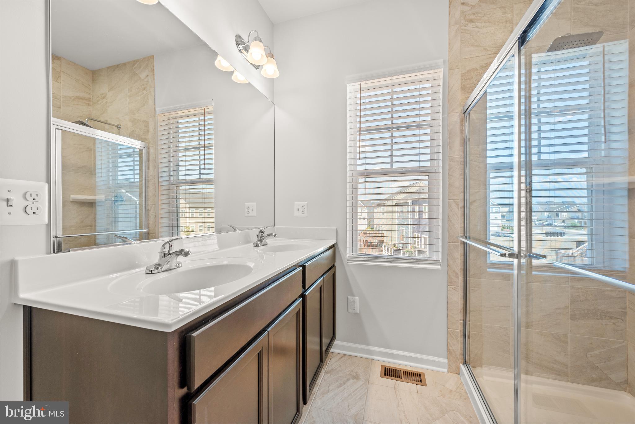 SNOWDEN BRIDGE - Residential Lease