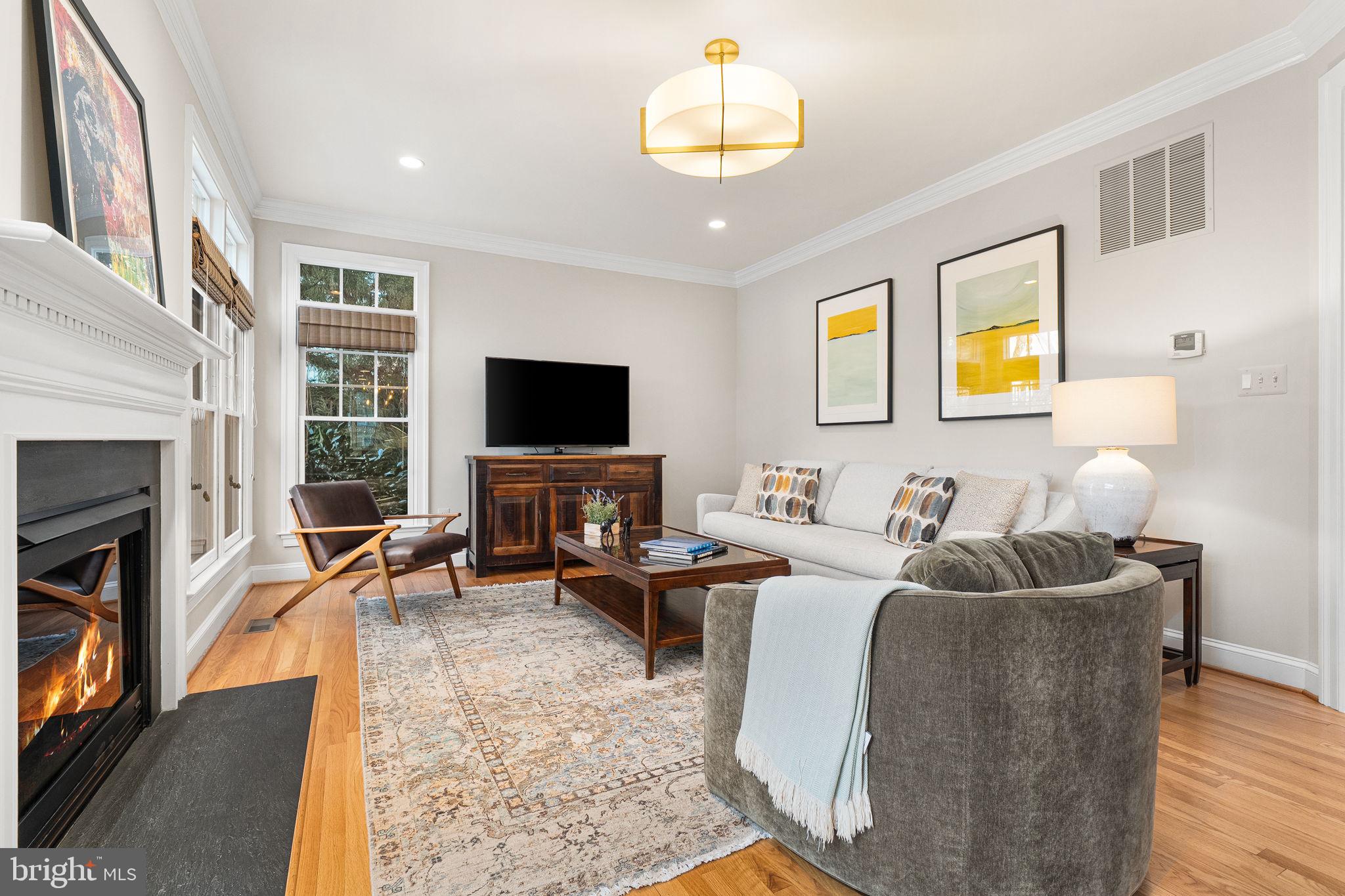 BERKSHIRE OAKWOOD - Residential