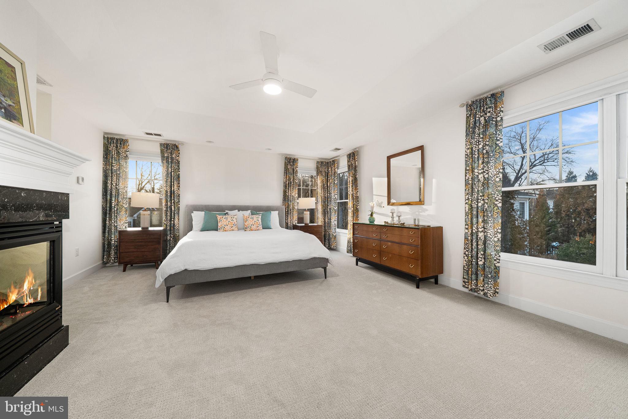 BERKSHIRE OAKWOOD - Residential