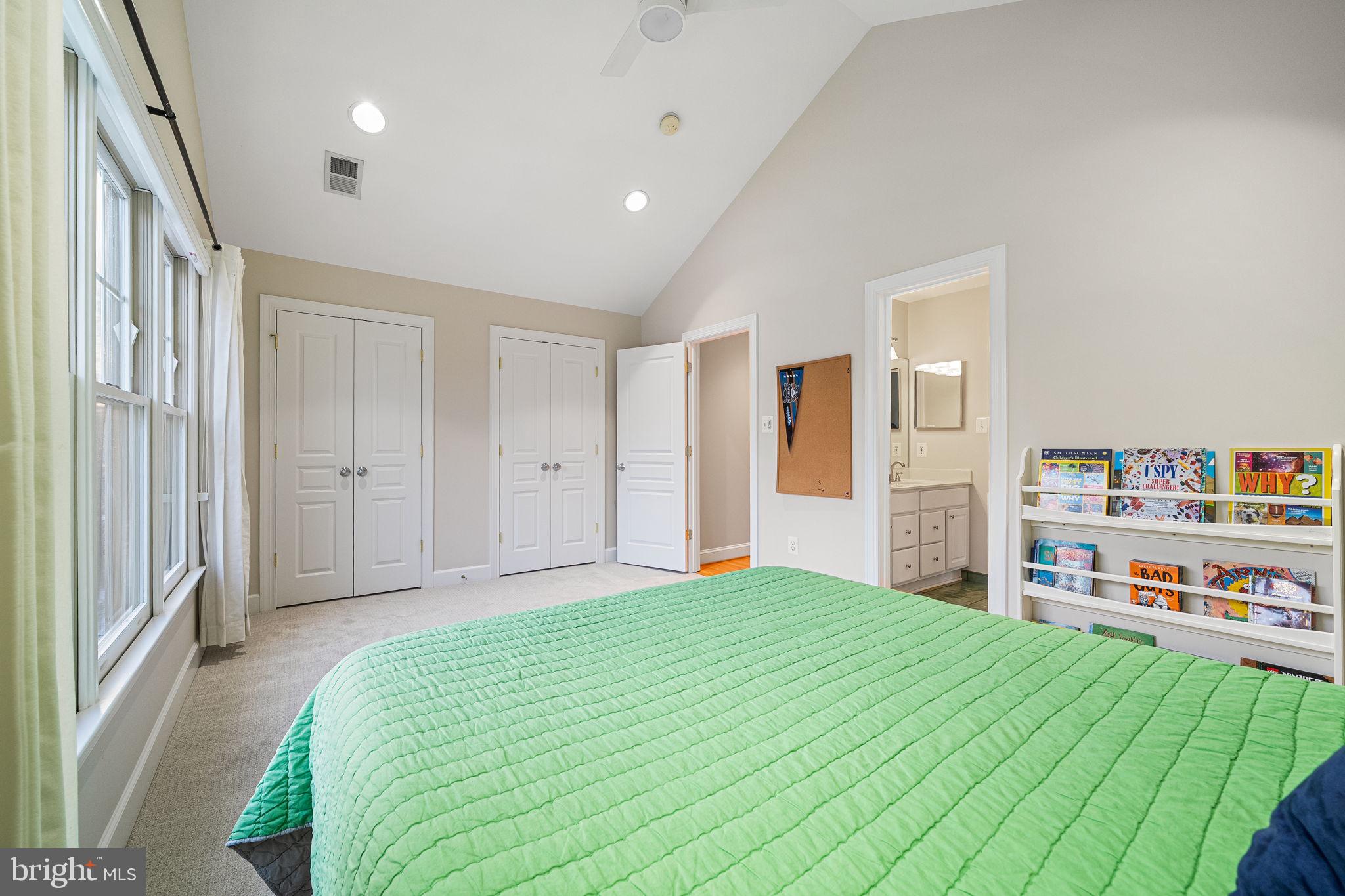 BERKSHIRE OAKWOOD - Residential