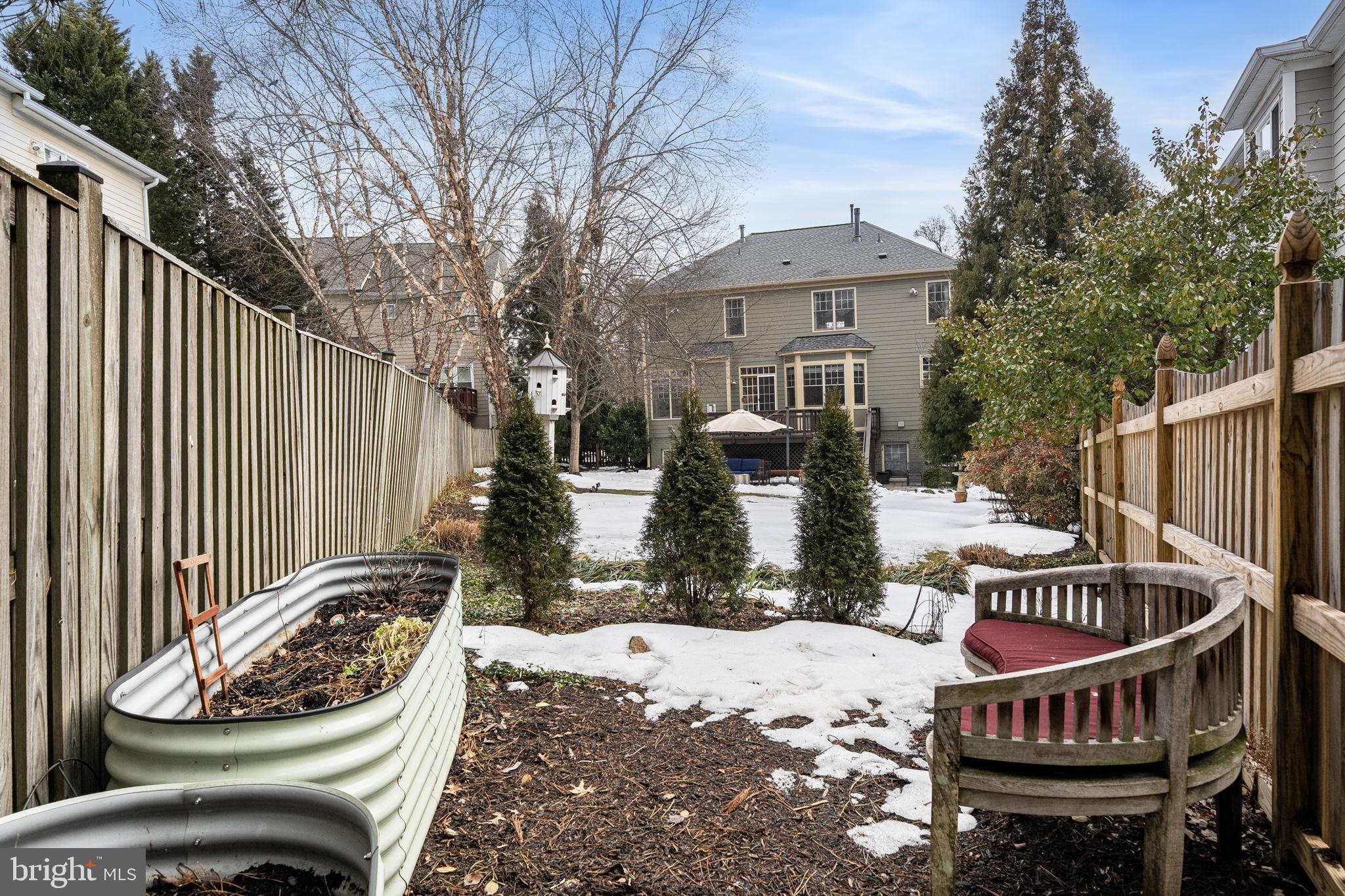 BERKSHIRE OAKWOOD - Residential