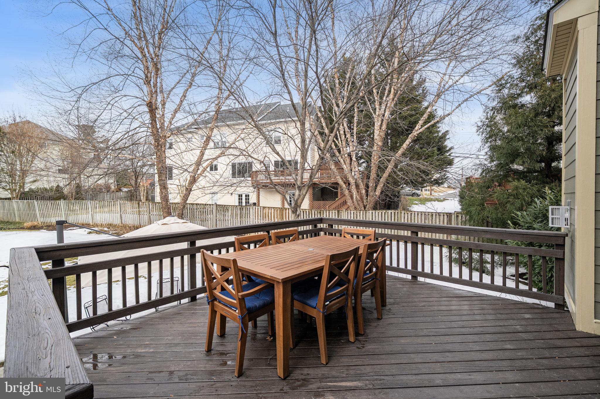 BERKSHIRE OAKWOOD - Residential