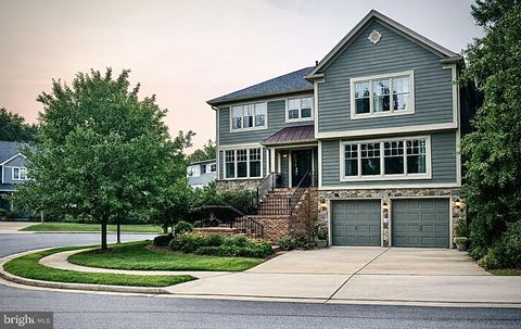 6907 30TH STREET N ARLINGTON VA 22213