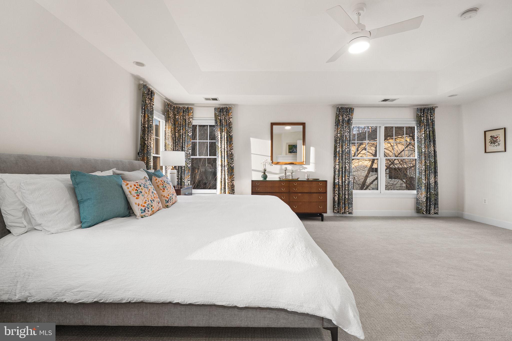 BERKSHIRE OAKWOOD - Residential