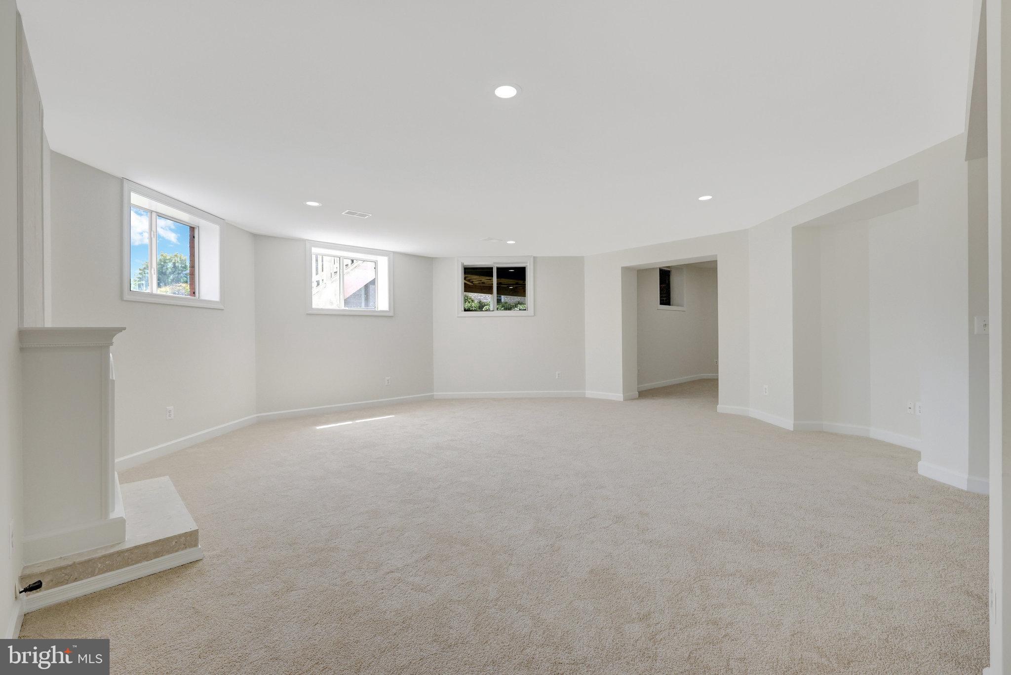 LAKE MANASSAS - Residential