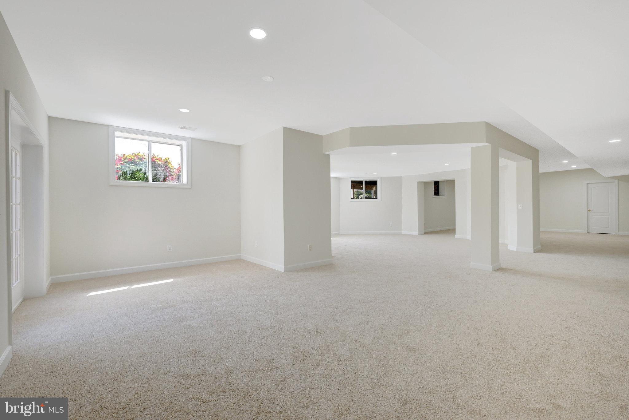 LAKE MANASSAS - Residential