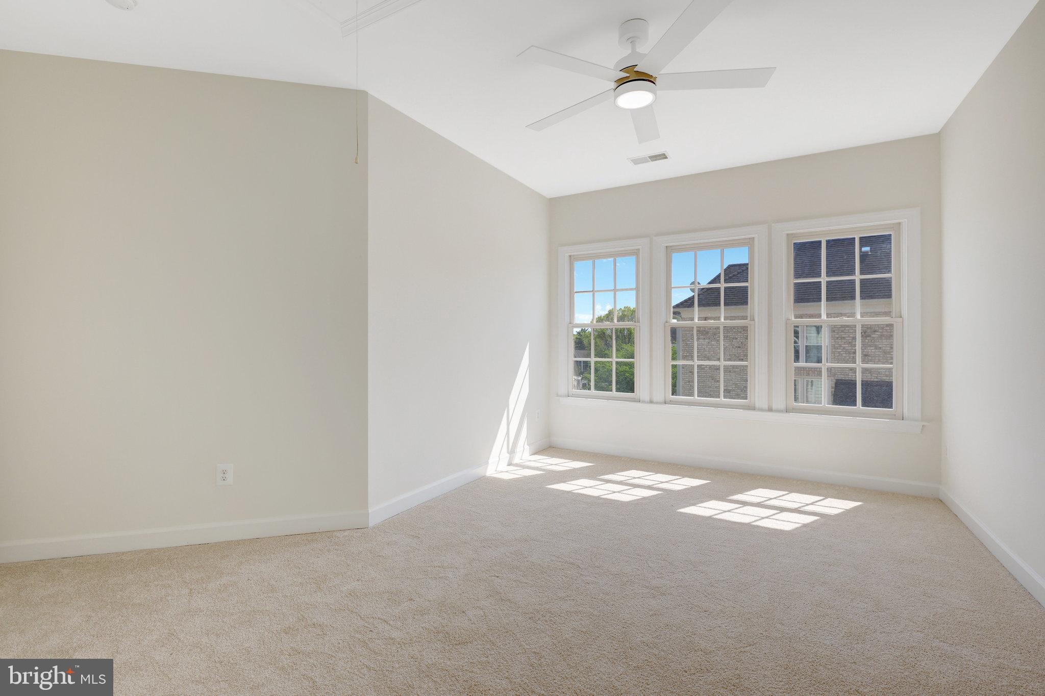 LAKE MANASSAS - Residential