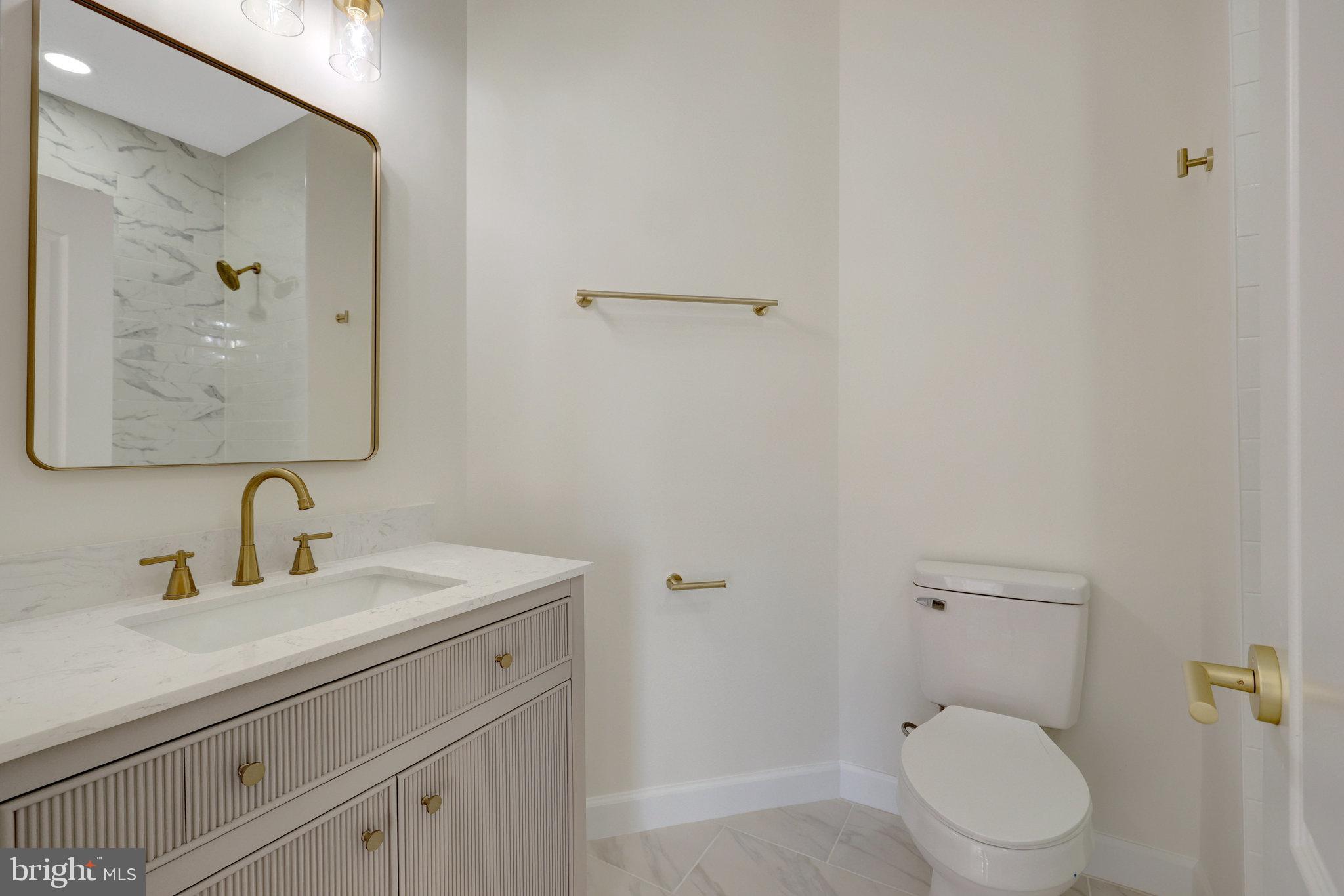 LAKE MANASSAS - Residential