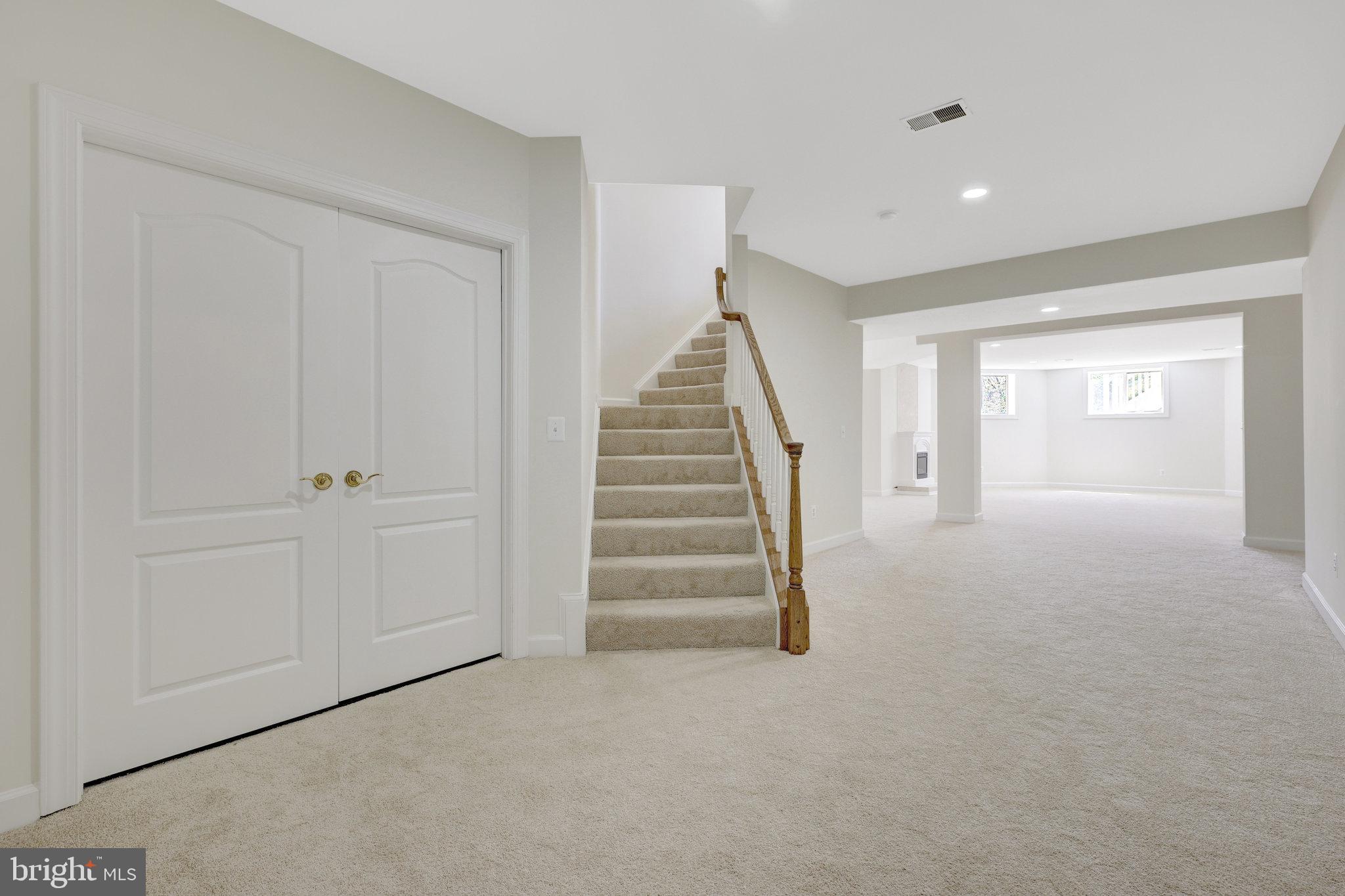 LAKE MANASSAS - Residential