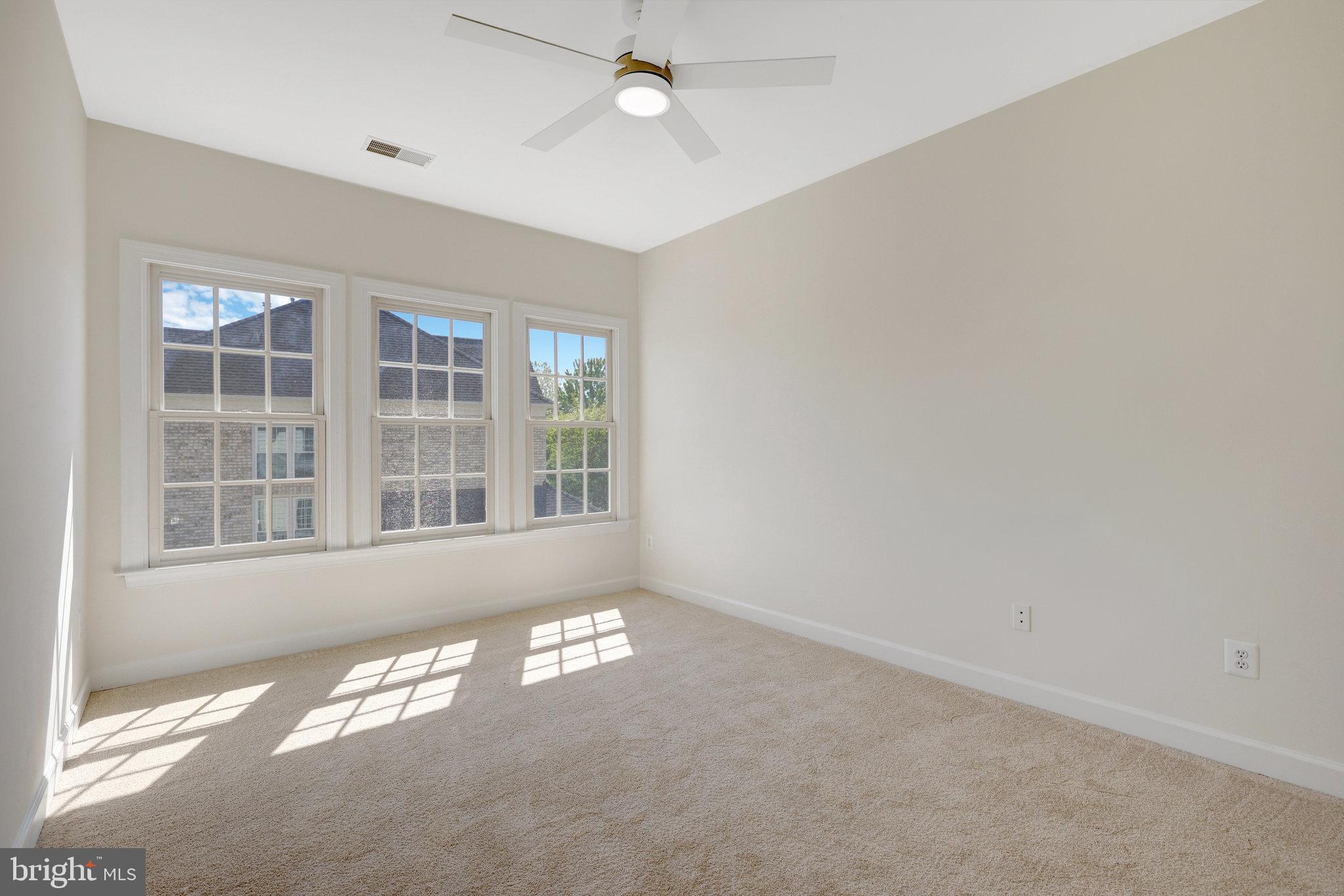 LAKE MANASSAS - Residential