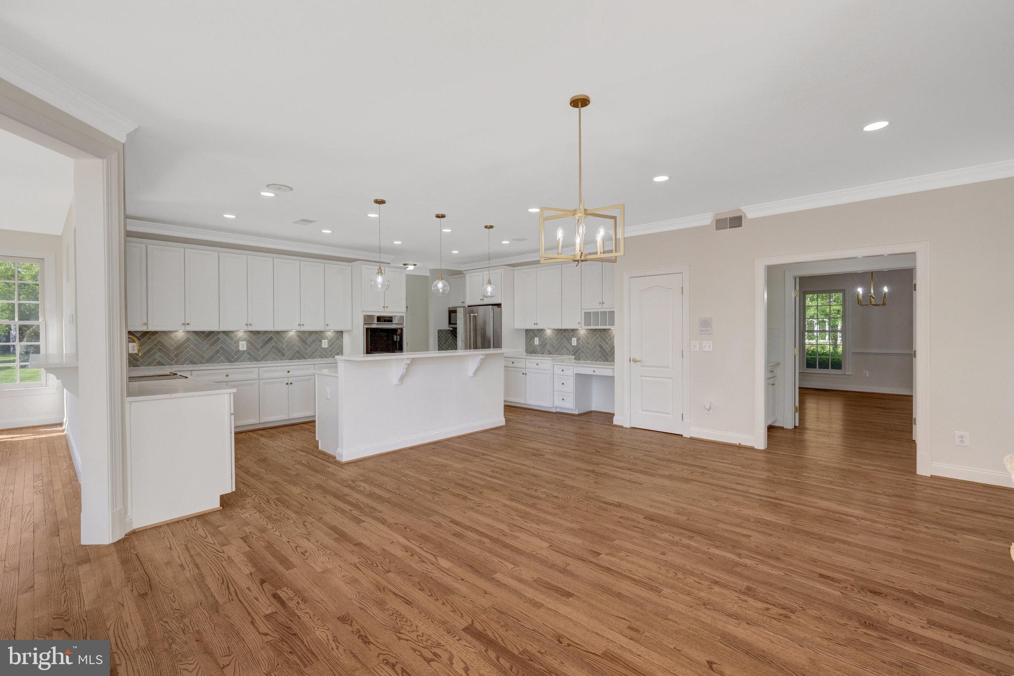 LAKE MANASSAS - Residential