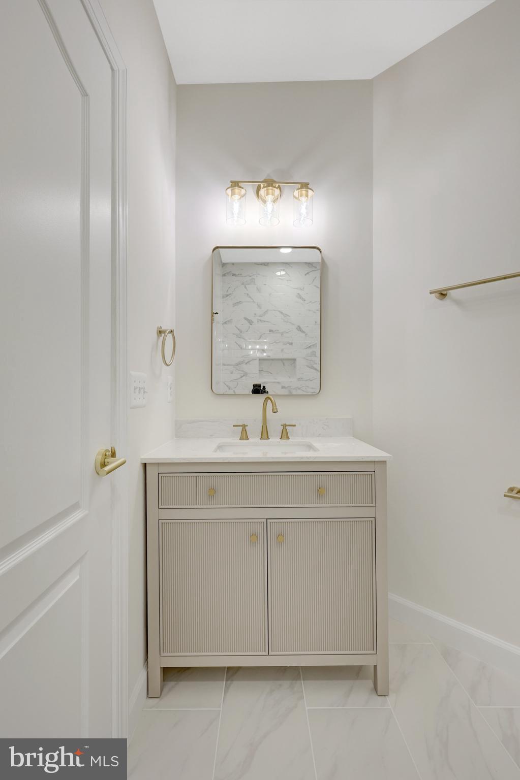 LAKE MANASSAS - Residential