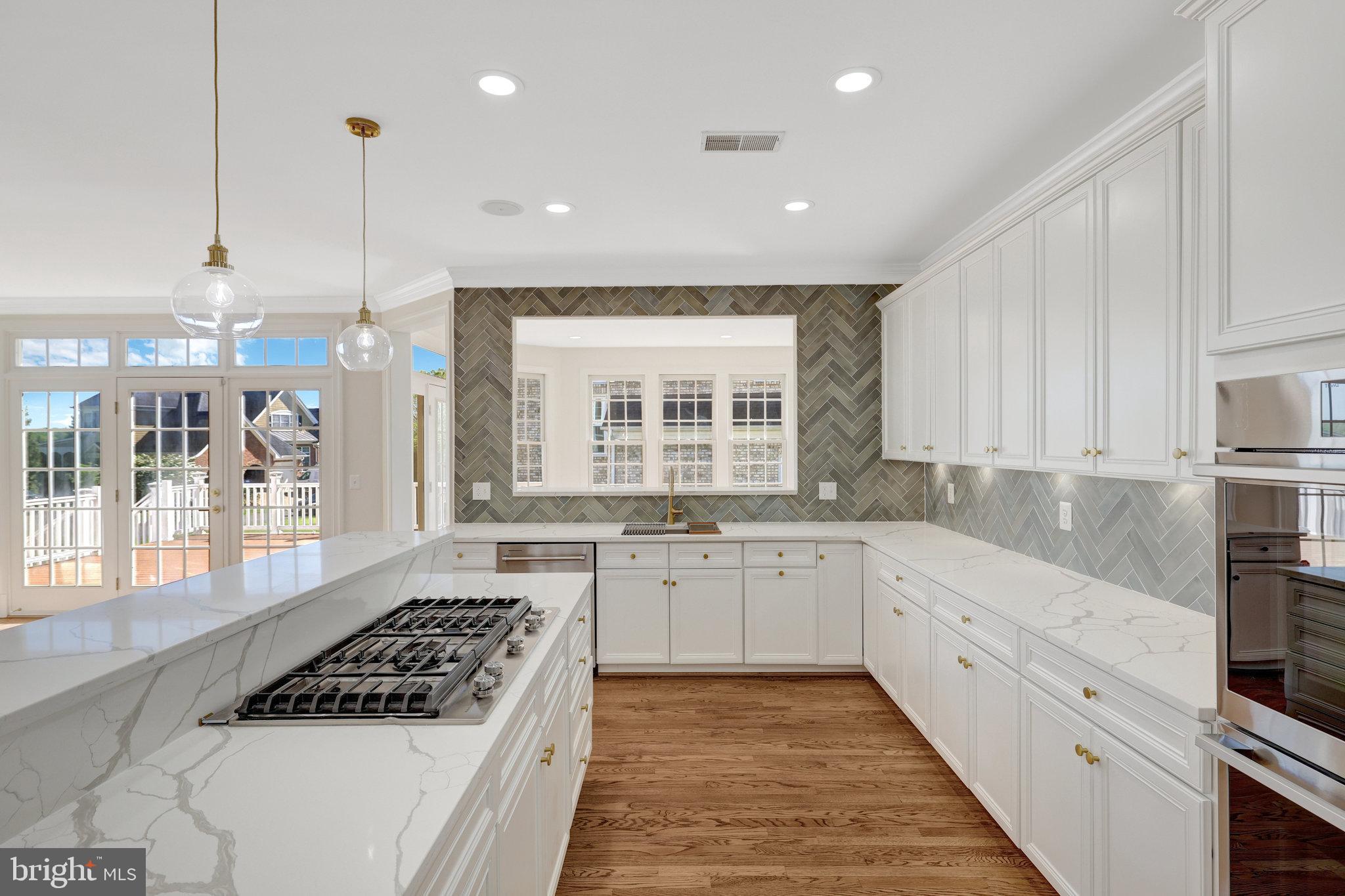 LAKE MANASSAS - Residential