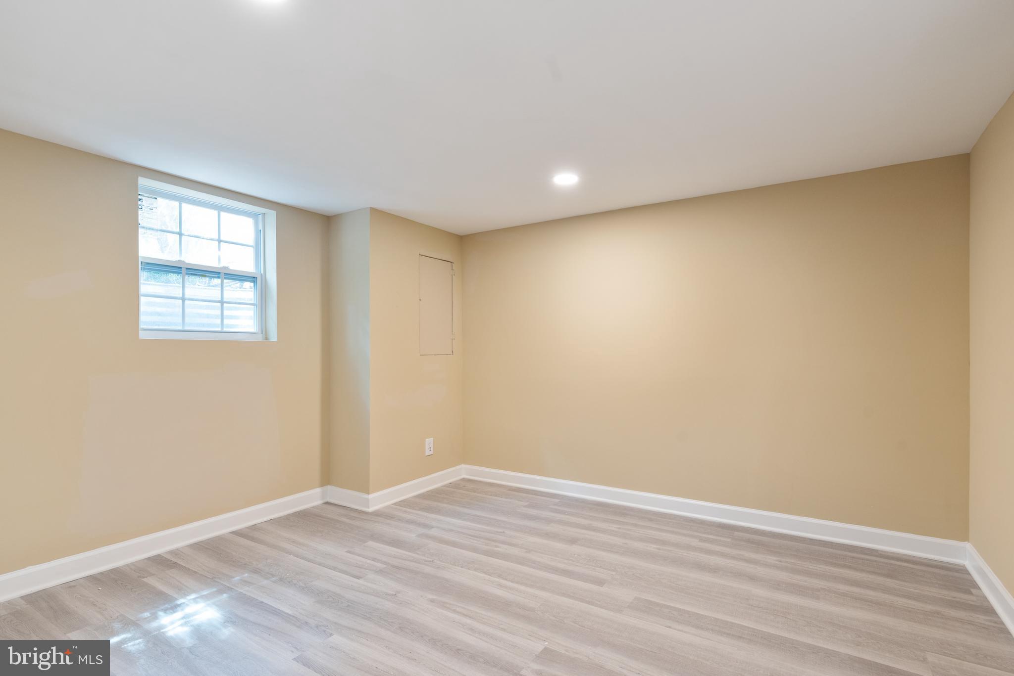 CARROLL KNOLLS - Residential