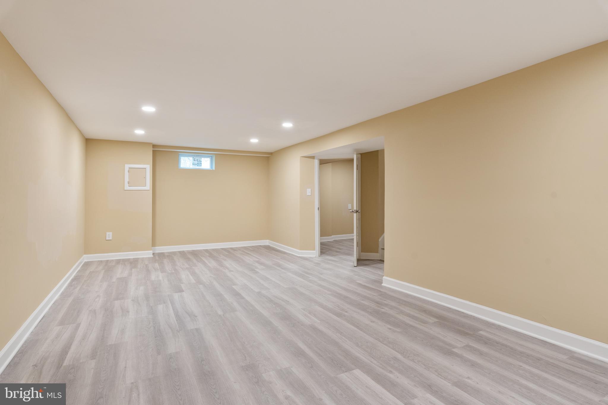 CARROLL KNOLLS - Residential