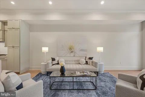 MLS: DCDC2200076