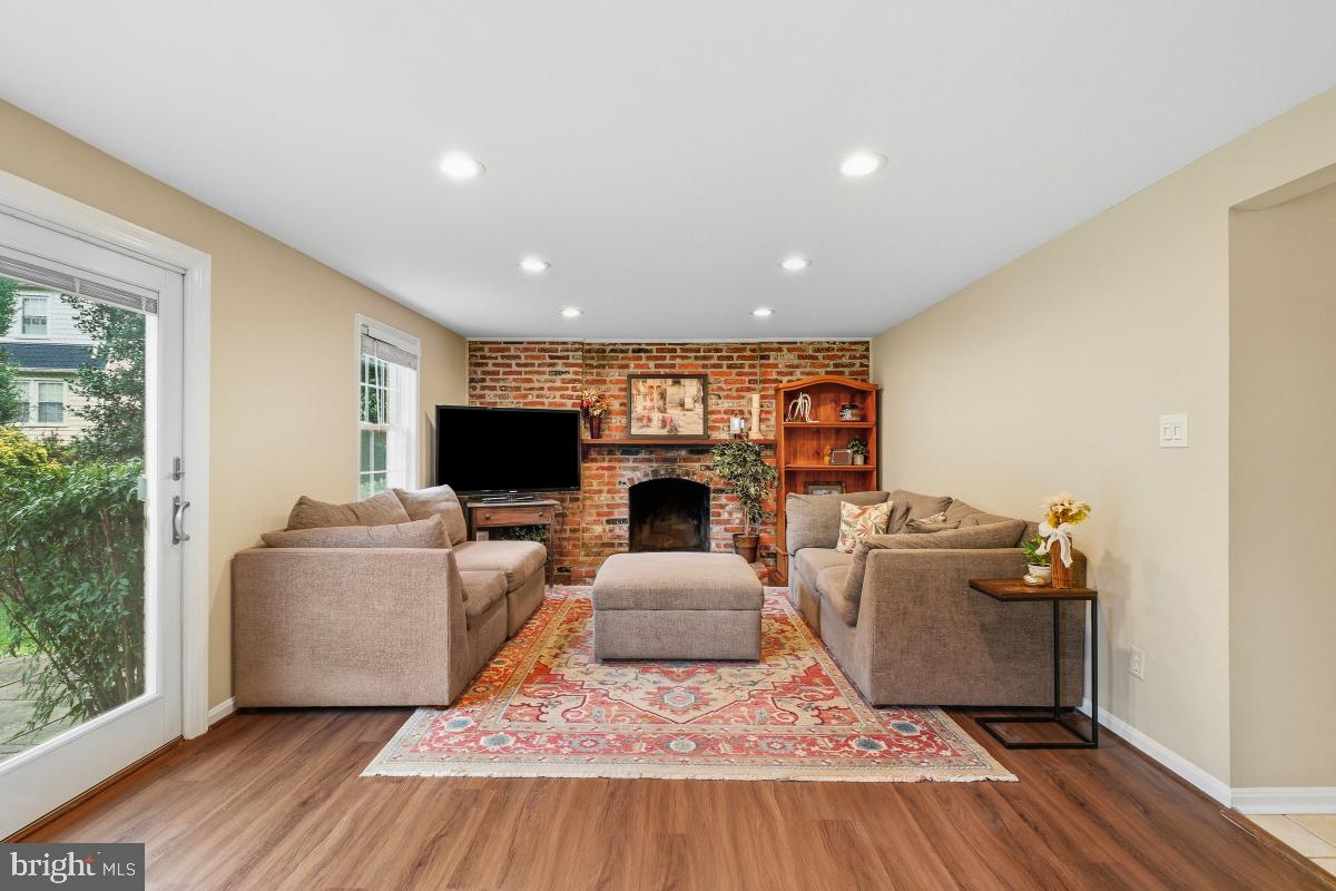 WHETSTONE - Residential