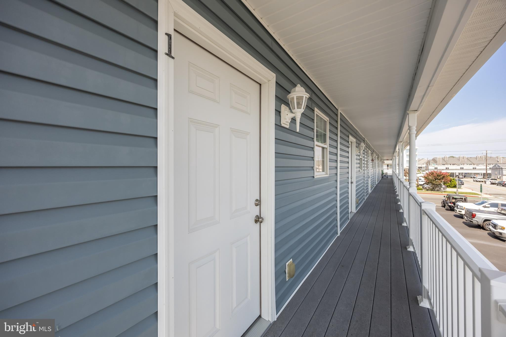 1108 SAINT LOUIS AVENUE 1