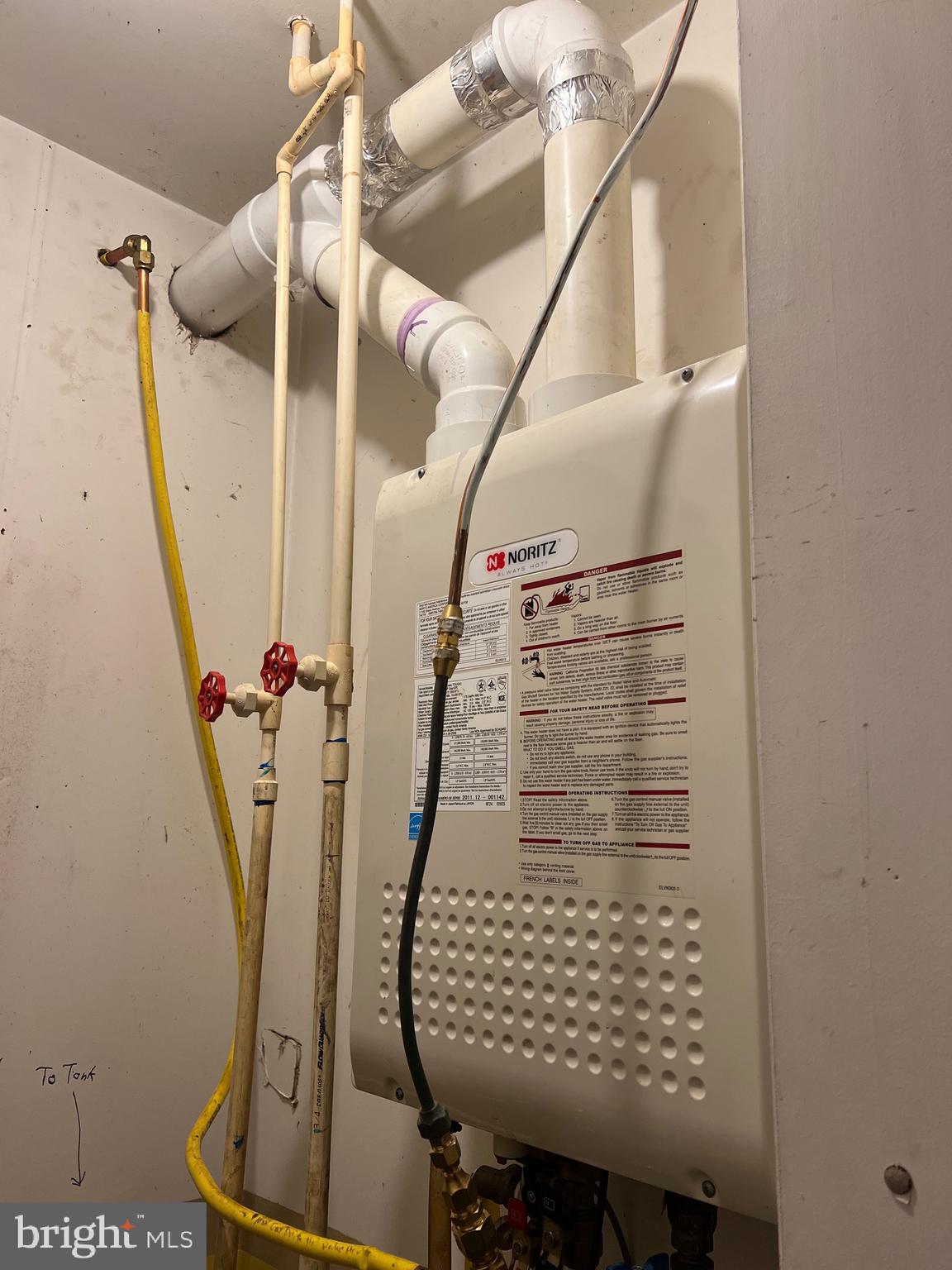 OLD FIELDS OWNERS ASSOCIATION - Residential