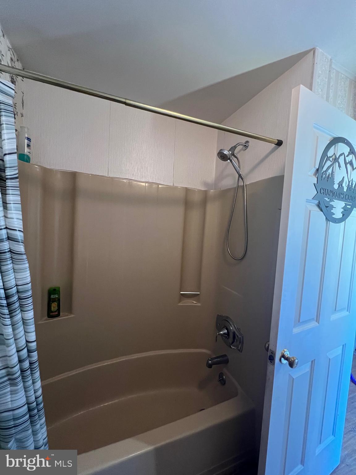 OLD FIELDS OWNERS ASSOCIATION - Residential